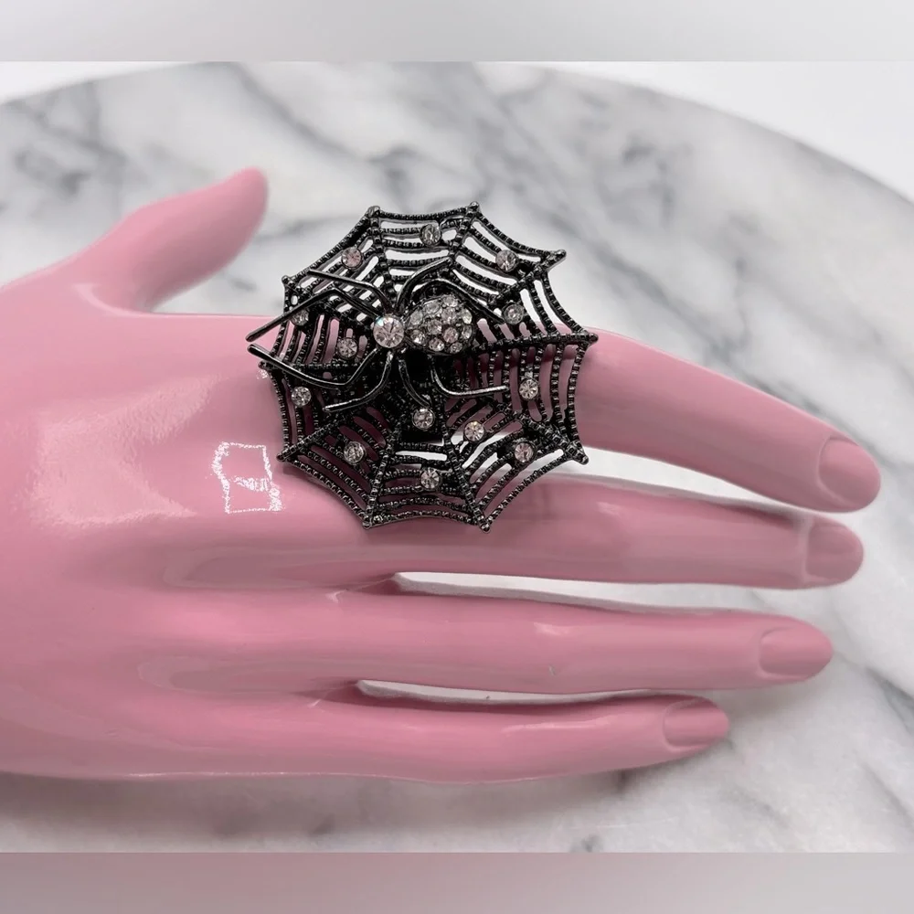 N/A spider web
